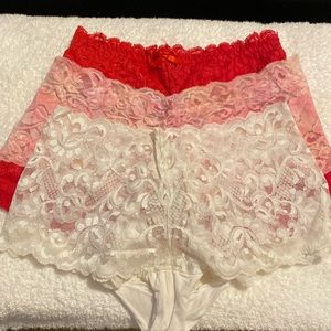 NWOT undies lace size S